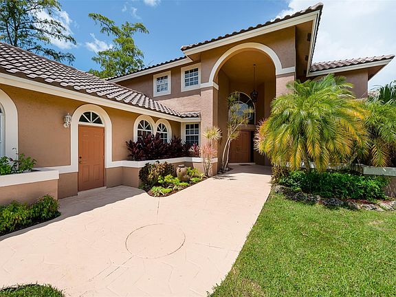 3rd image of 5575 NW 79th Way