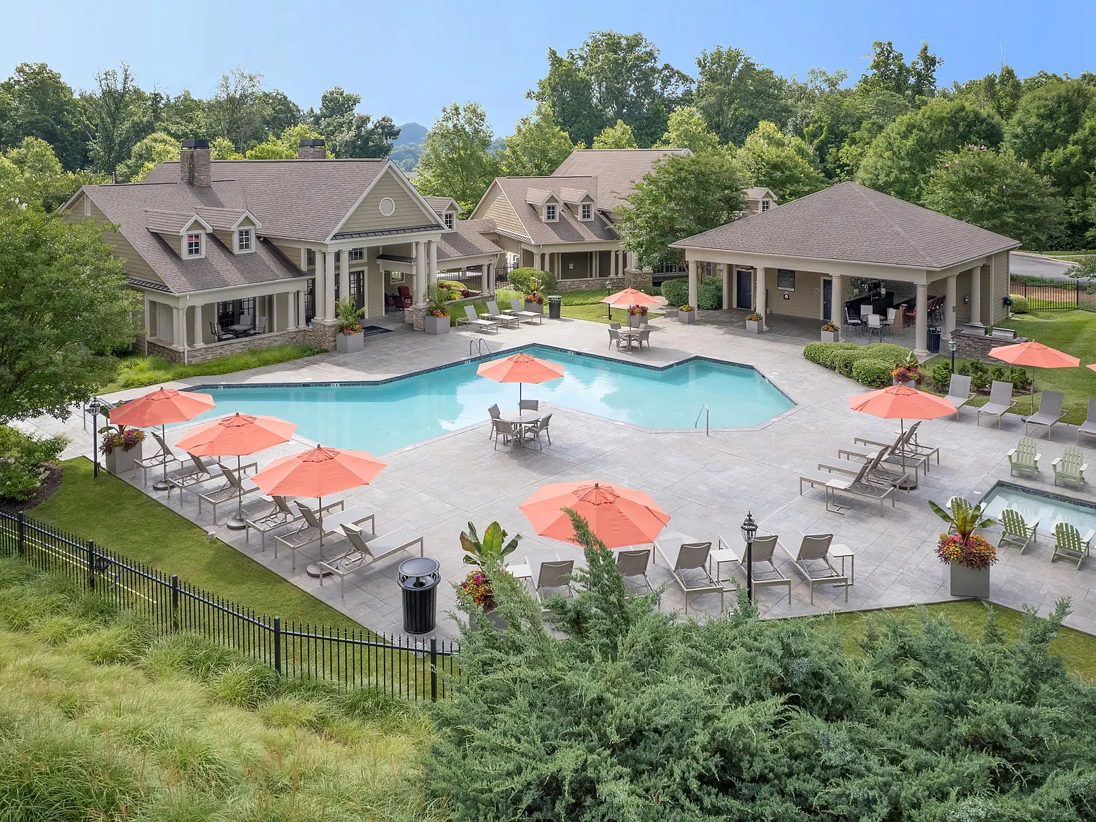 Greystone Summit Knoxville — Photo 3