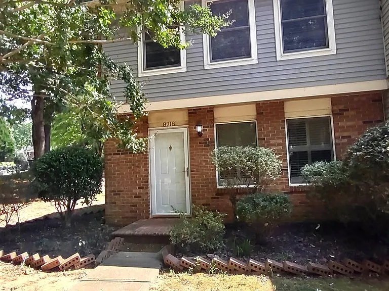 8218 Knights Bridge Rd — Photo 2