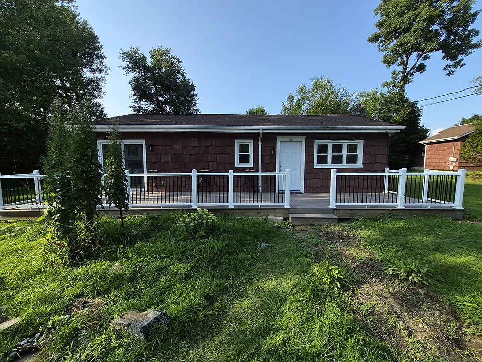 15 Horton Rd