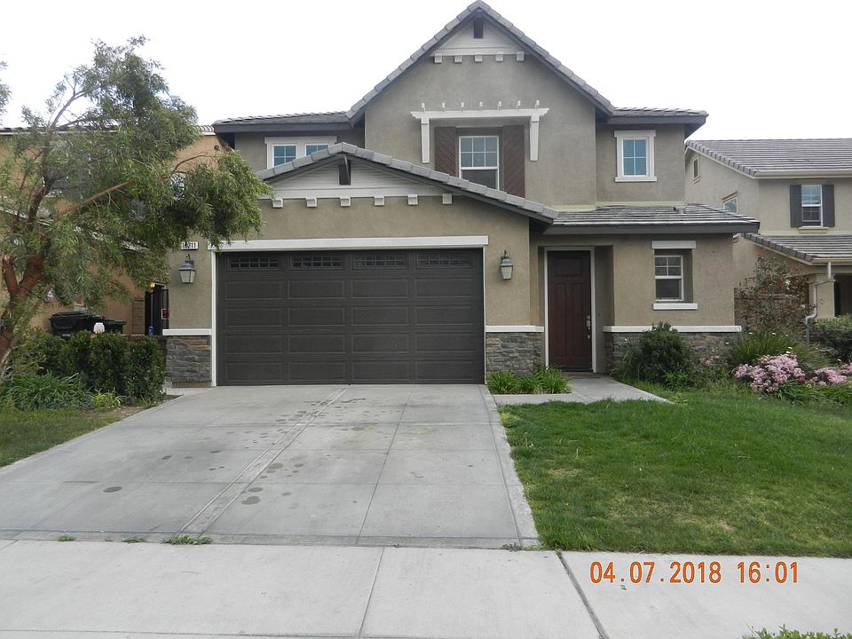 Large Front yard