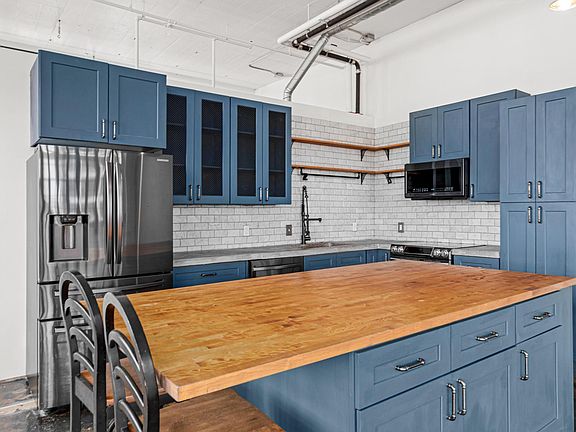 3rd image of 500 Robert St #401