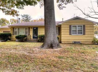 2707 Berry Ave, Independence, MO 64057