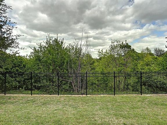 3rd image of 1100 Hall Meadow Ln