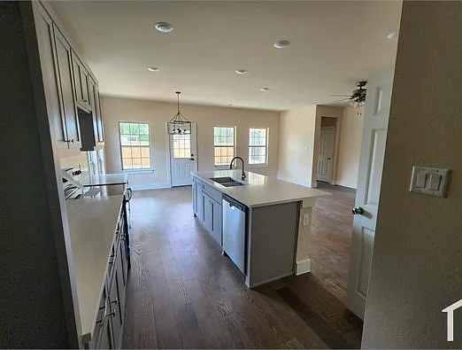 4203 Pickett St — Photo 15