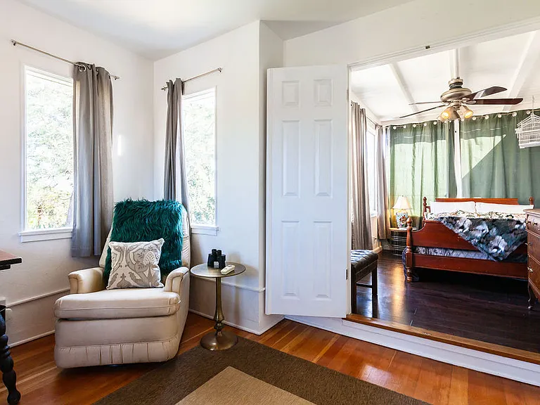 5296 Alta Vista St #B — Photo 11