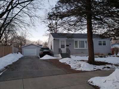 2400 Choctaw Rd, Waukegan, IL, 60087