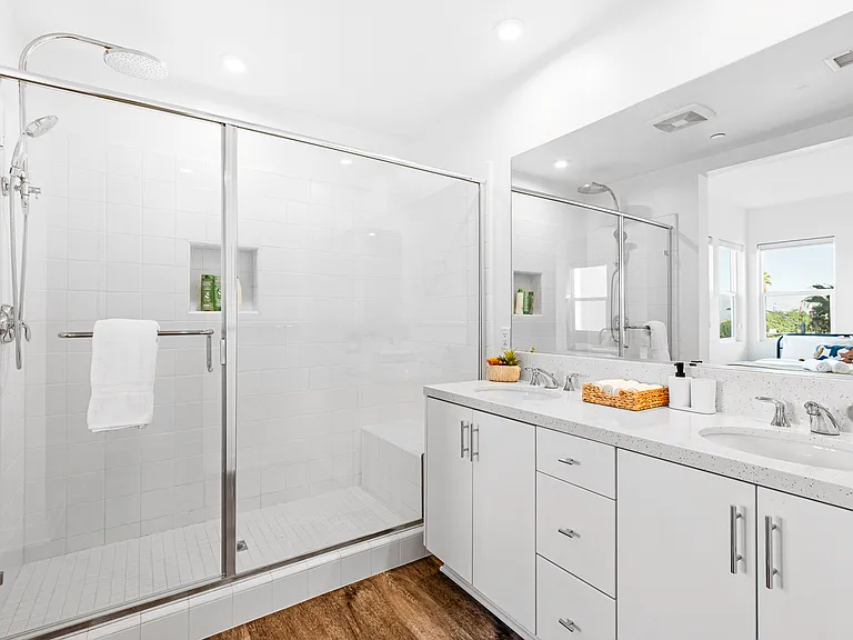 1318 S Urbana St — Photo 12