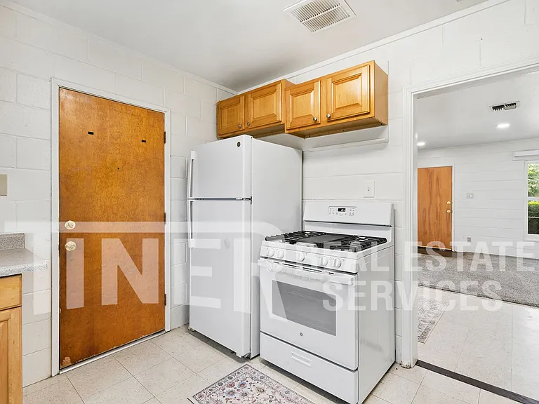 2720 Riesling Way — Photo 12