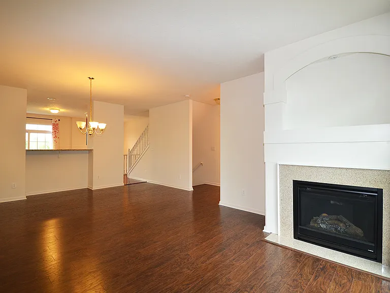 11900 Riley Dr #2 — Photo 8