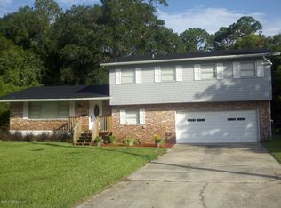 862 Colonial Ct W, Jacksonville, FL 32225