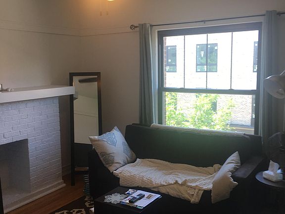 4th image of 3817 N Lincoln Ave #3