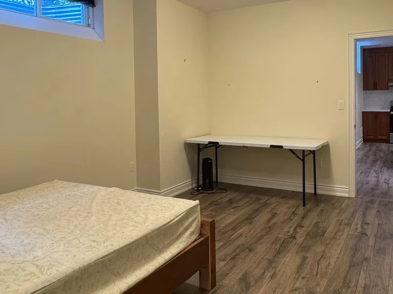 2374 Robmar Dr — Photo 8