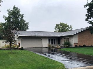 5145 Hummingbird St, Lima, OH 45807