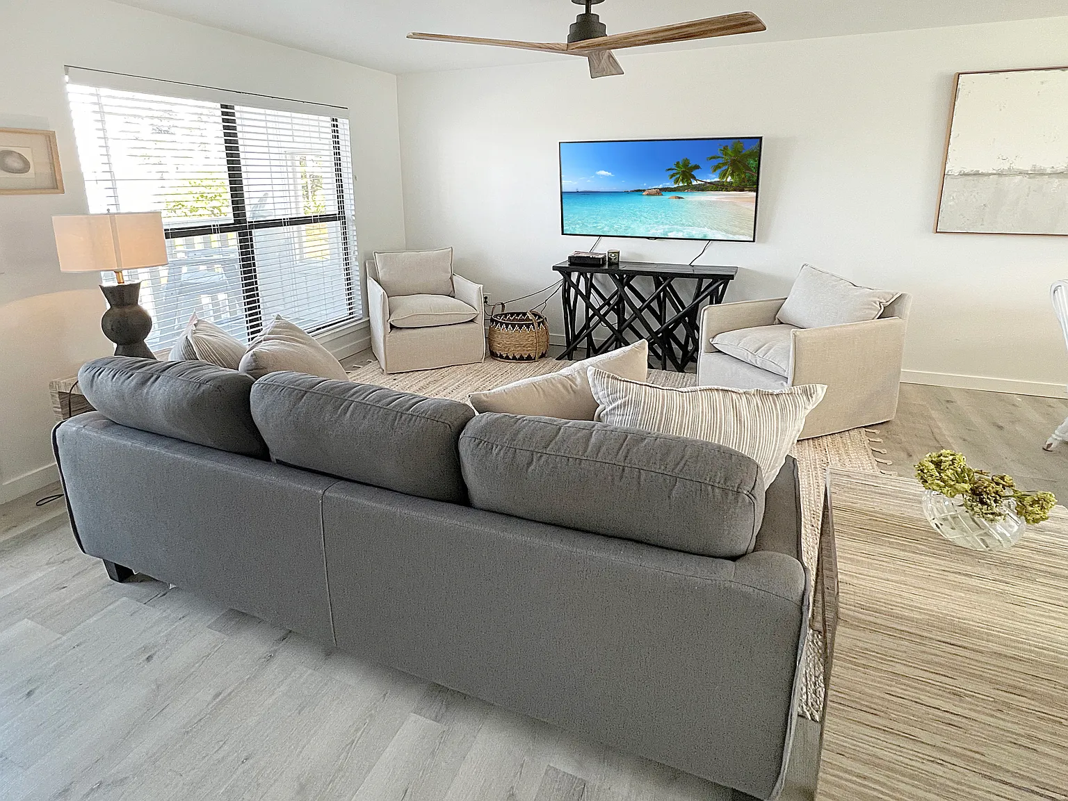 2 bed, 1152 sqft, $2,000 — Photo 4