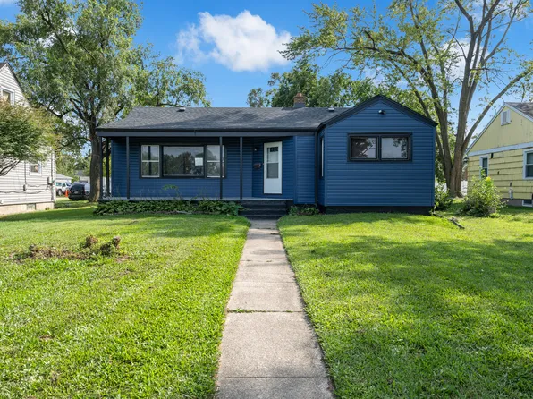 70 E 150th St, Harvey, IL 60426