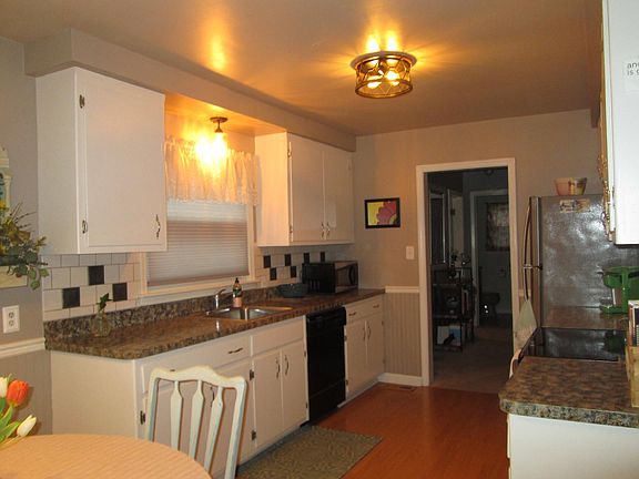 5th image of 27W669 Parkview Ave