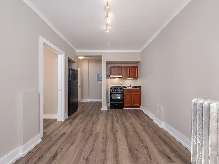 4706 N Beacon — Photo 24