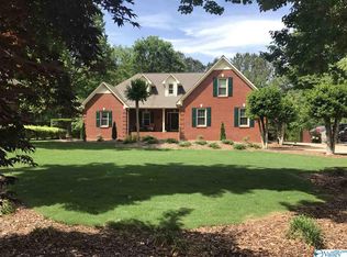 113 Roseland Dr, Rainbow City, AL 35906