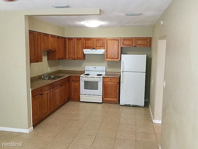 40200265_10851 Valencia Ter_Seminole_FL_2017_2