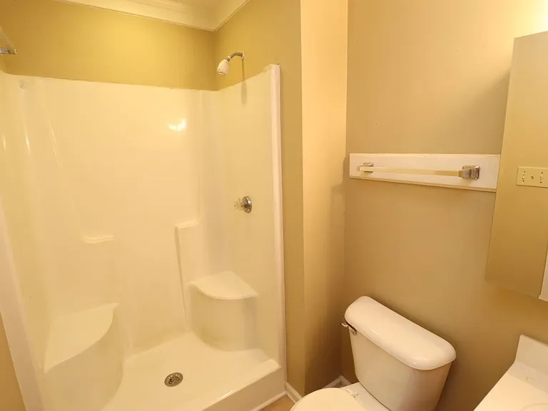 303A Hunter St — Photo 23