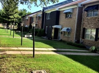 936 Manor Mall, Ardmore, OK 73401