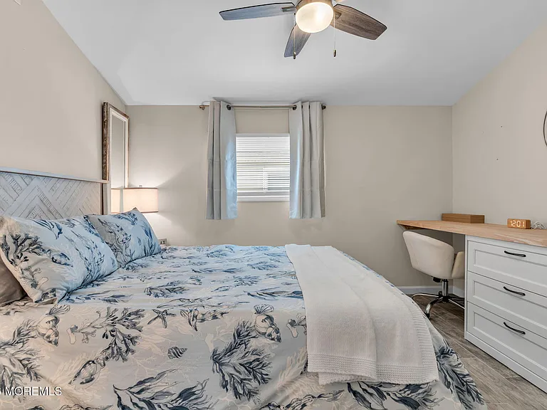 208 Mallard Ln — Photo 25
