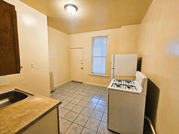 5th image of 6600 S Kimbark Ave #4