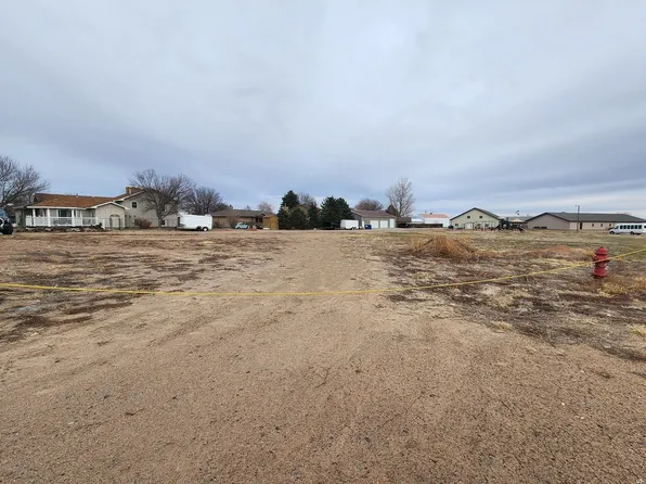 100 Belaire Cir, Sterling, CO 80751