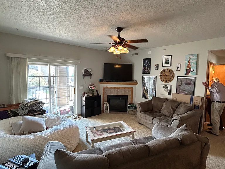 560 Kansas Ave #7 — Photo 16