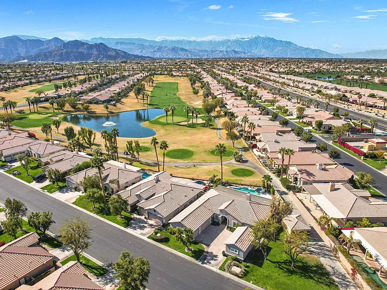 45163 Crystal Springs Dr — Photo 85