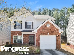 9479 Lakeview Rd, Union City, GA 30291