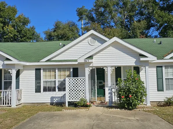 3012 Brigantine Dr, Pensacola, FL 32526