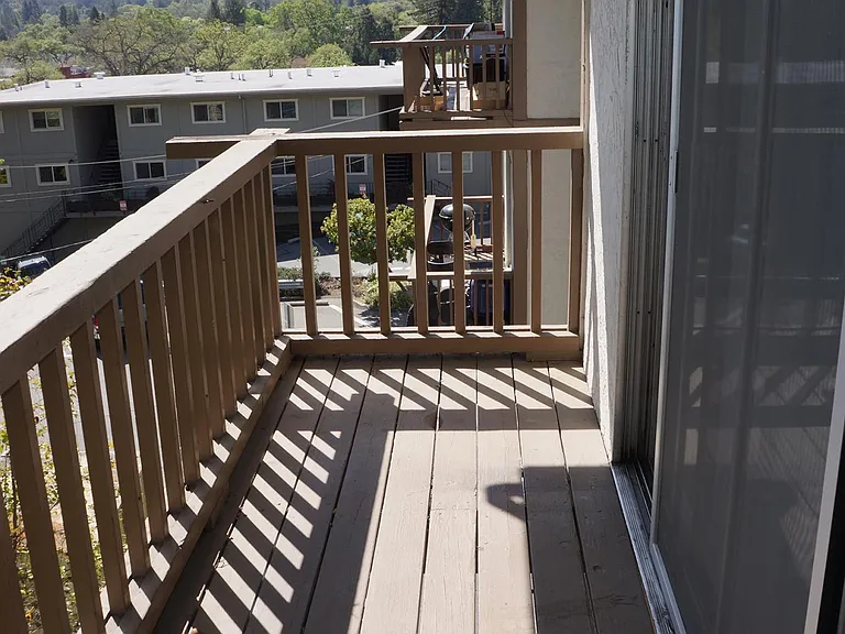 3572 Terrace Way — Photo 3