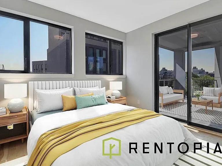 494 Manhattan Ave #405E — Photo 4