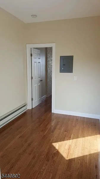 286 Nagle St, Unit 4, Cliffside Park, NJ 07010 — Photo 4