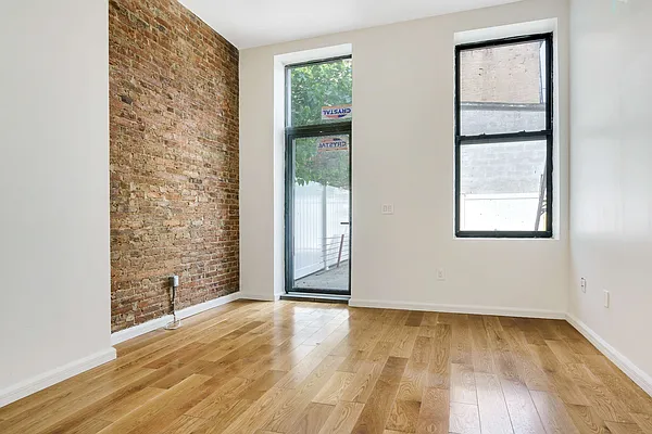 Rented by Signature Properties of Dover LLC | media 8