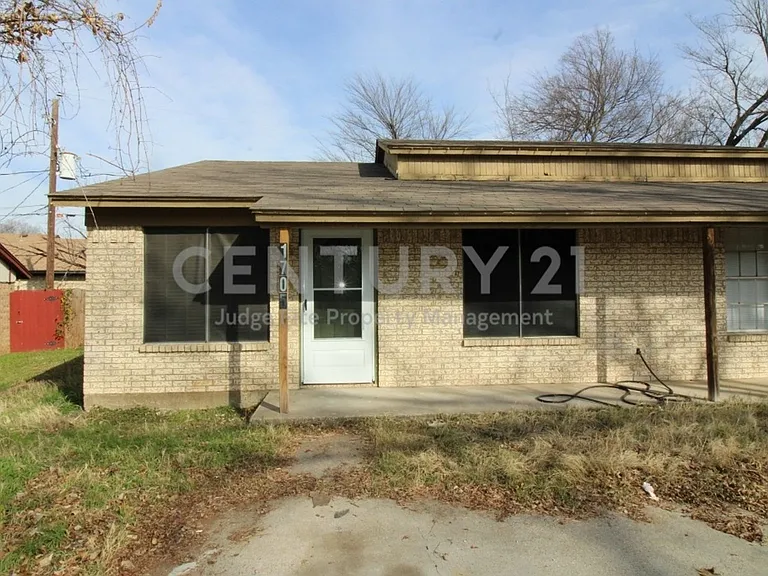 1705 Fitzgerald Ct — Photo 1