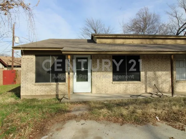 1705 Fitzgerald Ct, Arlington, TX 76012