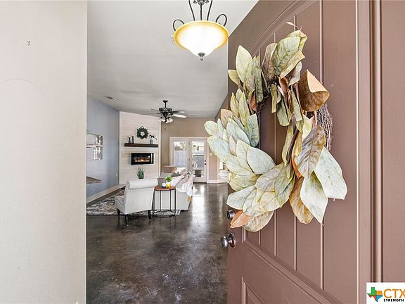 5th image of 5306 Fiesta Oak Dr
