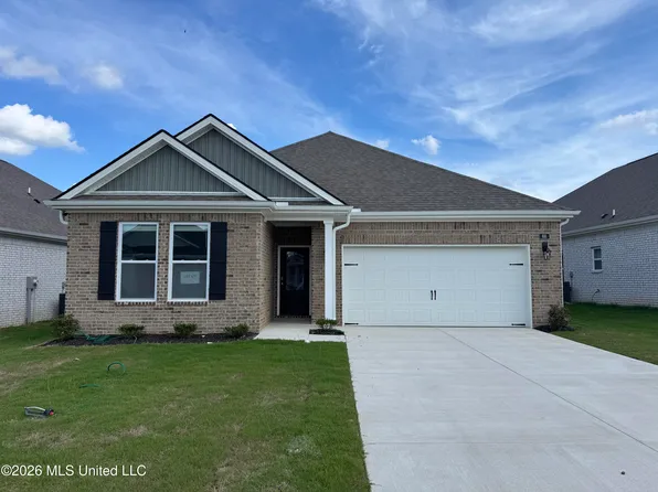 68 Powell Pl, Byhalia, MS 38611