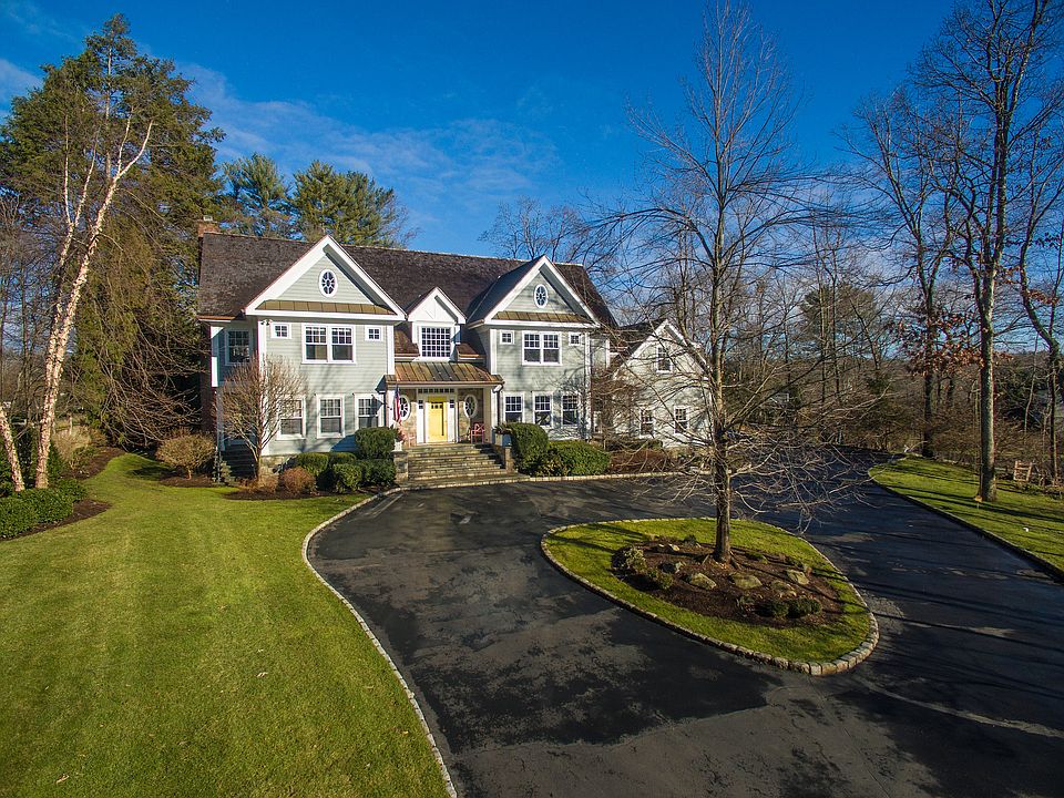 66 Elm Place