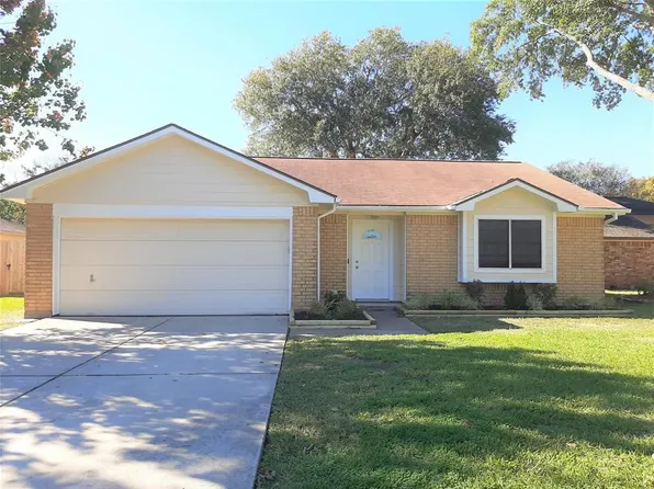2209 Auburn Dr, Katy, TX 77493