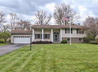 33 Brasser Dr, Rochester, NY 14624