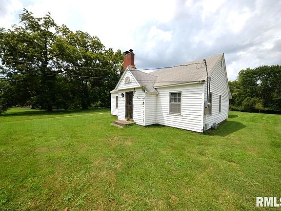 2nd image of 909 & 905 Fairfield Rd