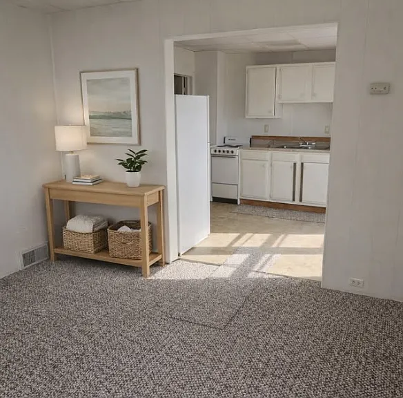 602 Adams Ave #3 — Photo 2