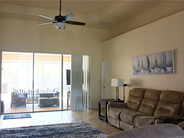 27050 Eden Rock Ct — Photo 3