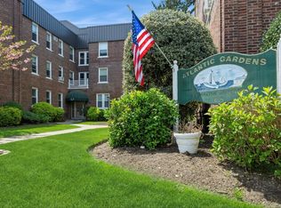185 Atlantic Ave APT B14, Lynbrook, NY