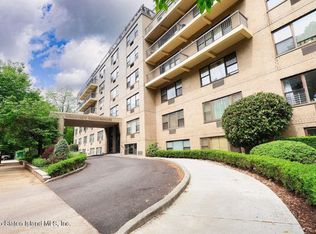 175 Zoe St APT 5Q, Staten Island, NY 10305