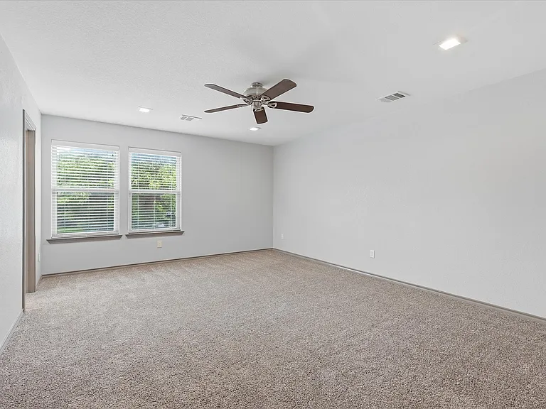 1804 Glenmore Ave — Photo 33